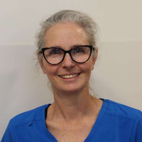 Dr Carolyn Wilde 